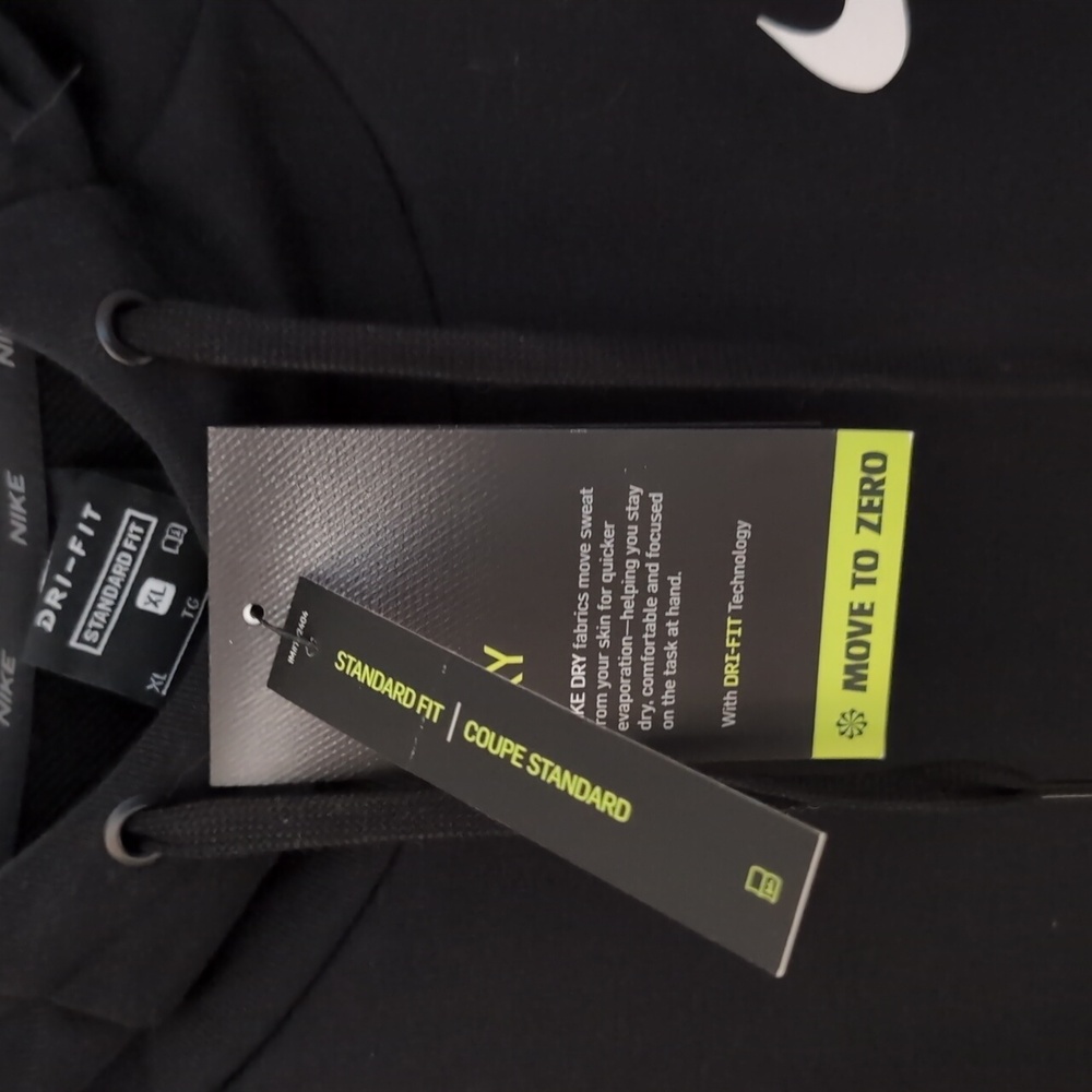 BRAND NEW WITH TAGS Nike Hoodie - Picture 6 of 7